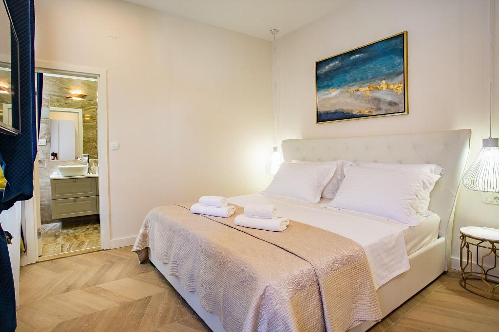 Split Best4Stay Luxury Rooms