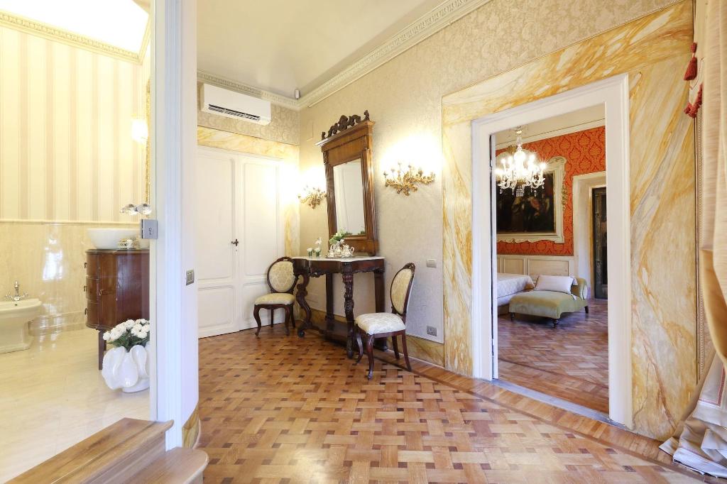 Piazza Pitti Palace