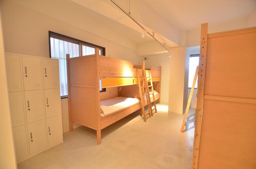 Lestel Naha - Hostel