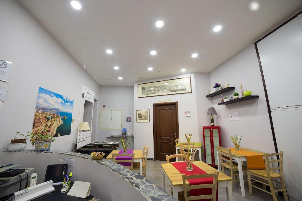 B&B Le 4 Stagioni Dante’S Suites photo 16