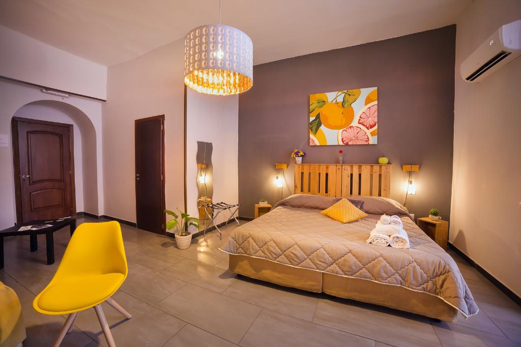 B&B Le 4 Stagioni Dante’S Suites photo 14