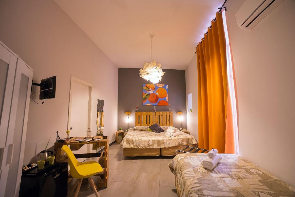 B&B Le 4 Stagioni Dante’S Suites photo 8