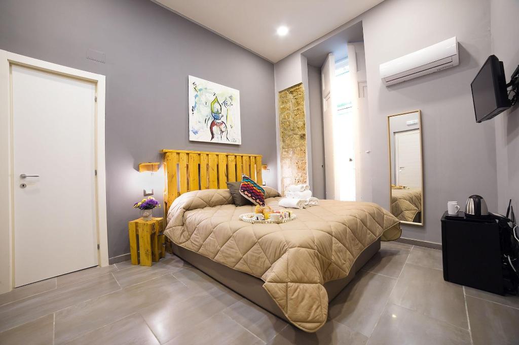 B&B Le 4 Stagioni Dante’S Suites photo 34