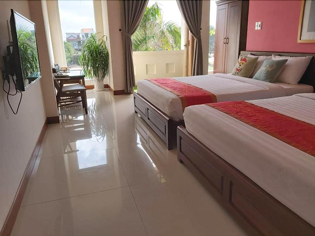 hotel-thumb