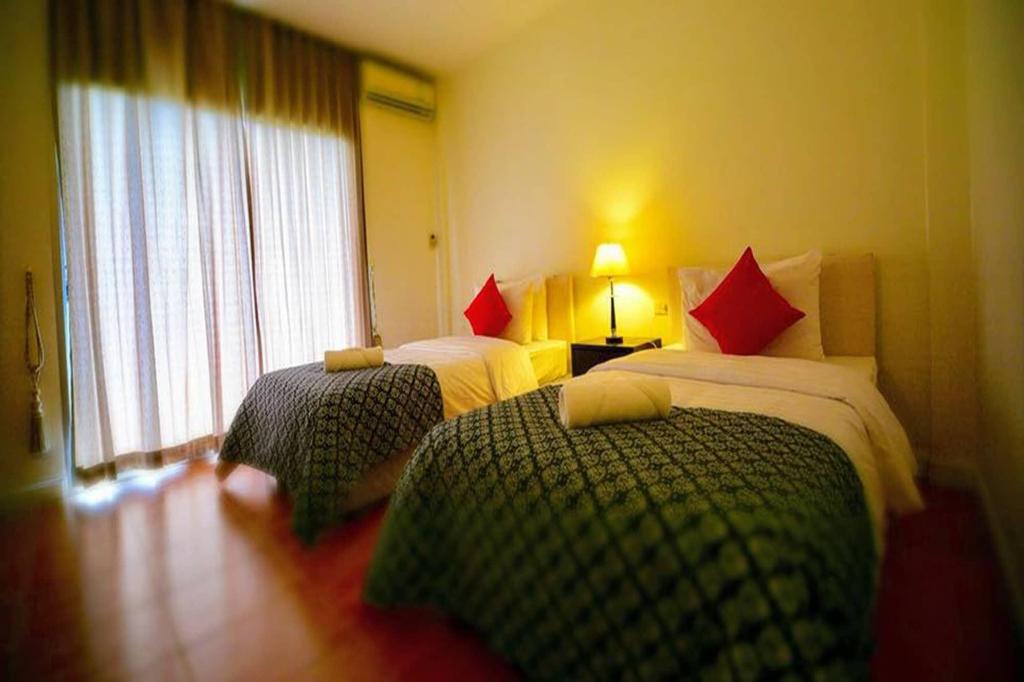Home And Hill Resort