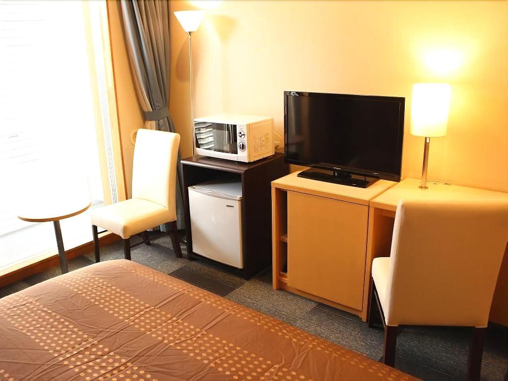 Hotel Livemax Chiba Mihama