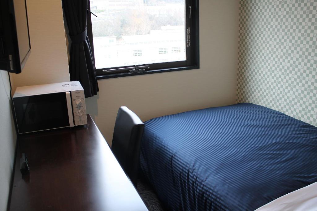 Hotel Livemax BUDGET miharaekimae