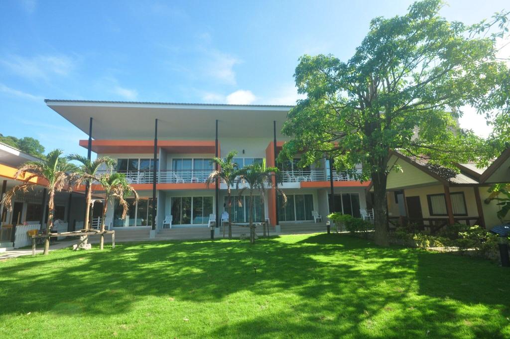 Phi Phi Rimlay Cottage