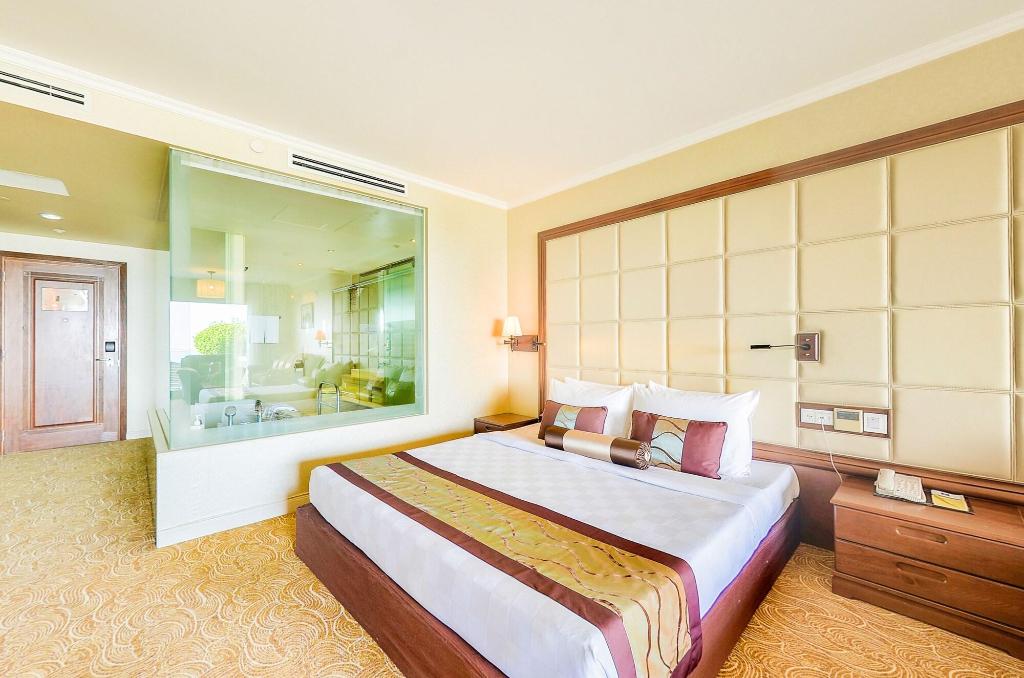 Sea Links Beach Hotel
