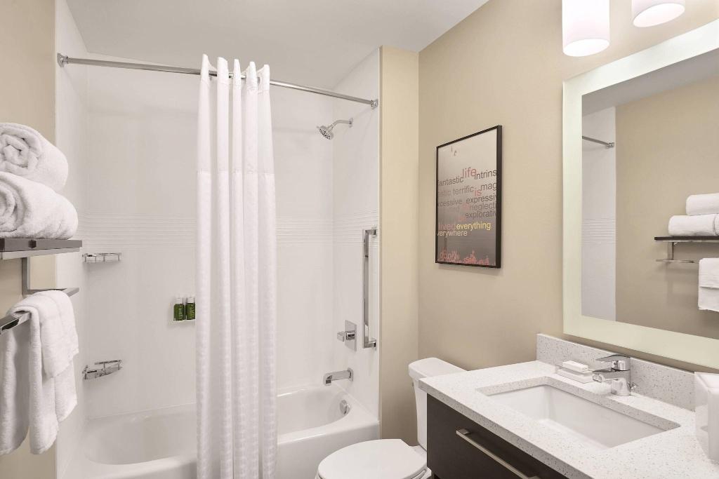 Towneplace Suites By Marriott Medicine Hat