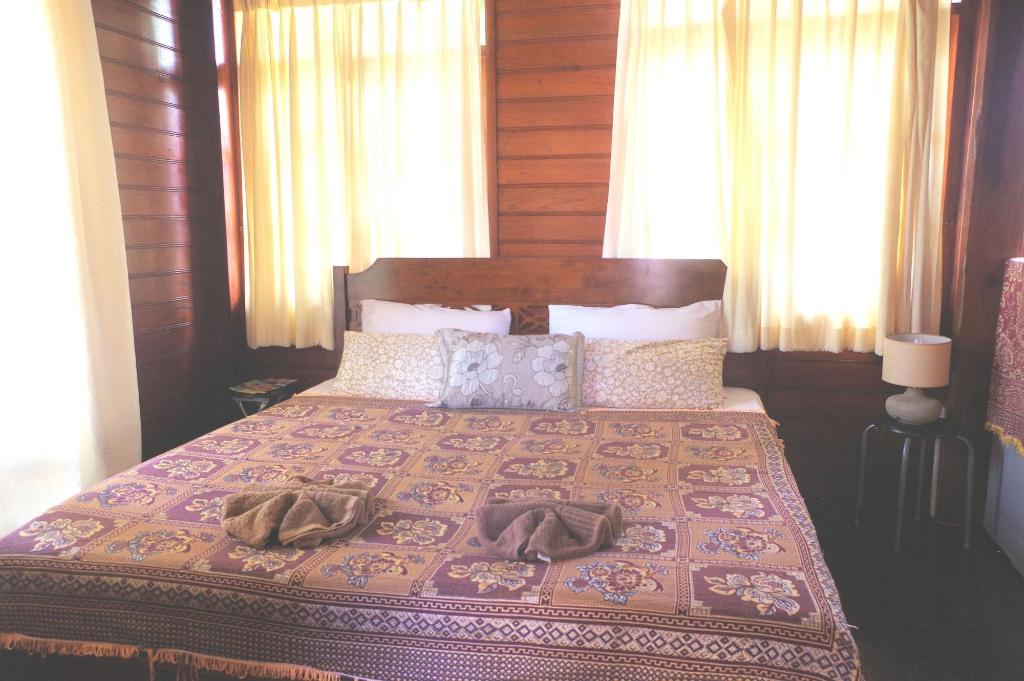 Thai House Beach Resort