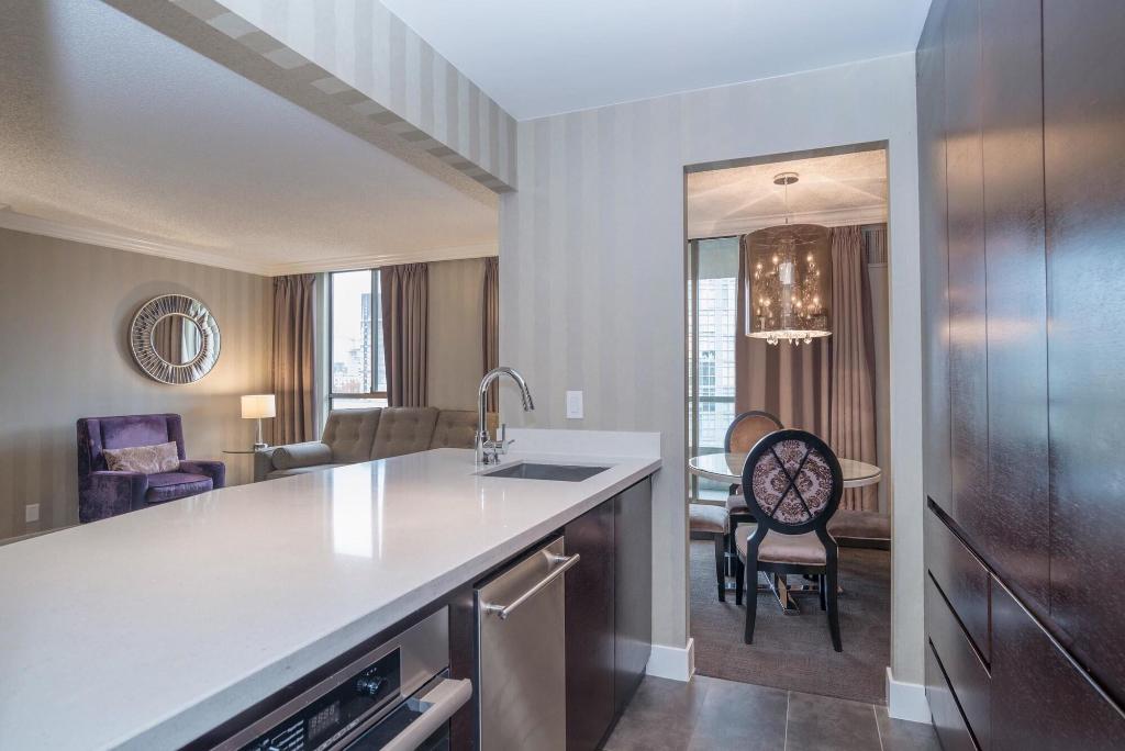 La Grande Residence Vancouver At The Sutton Place 