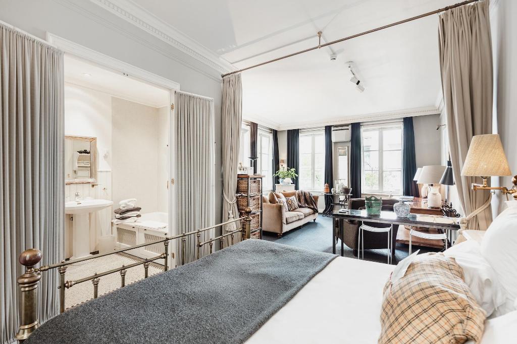 Galeriebild von 717 Hotel