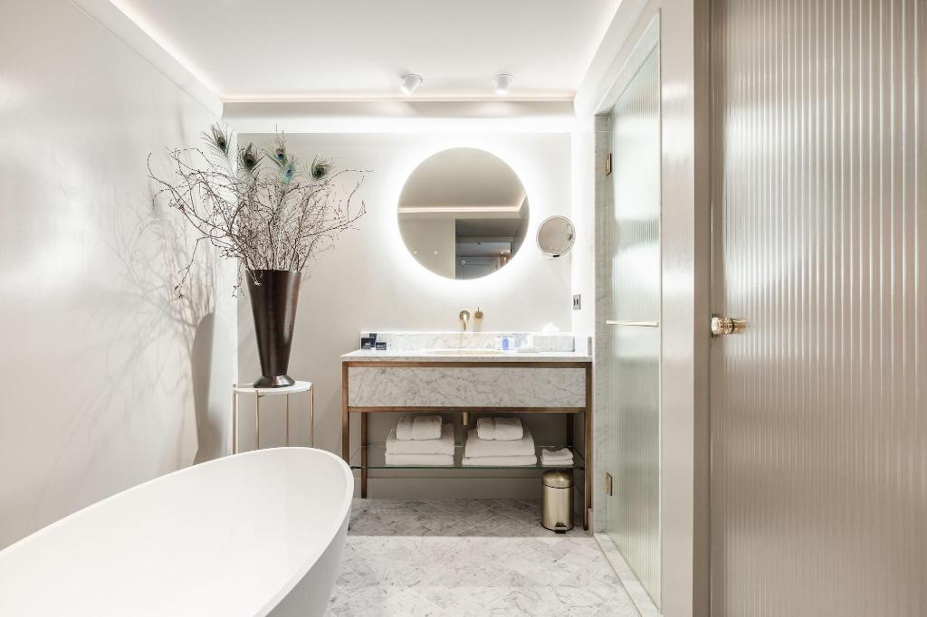 Galeriebild von 717 Hotel