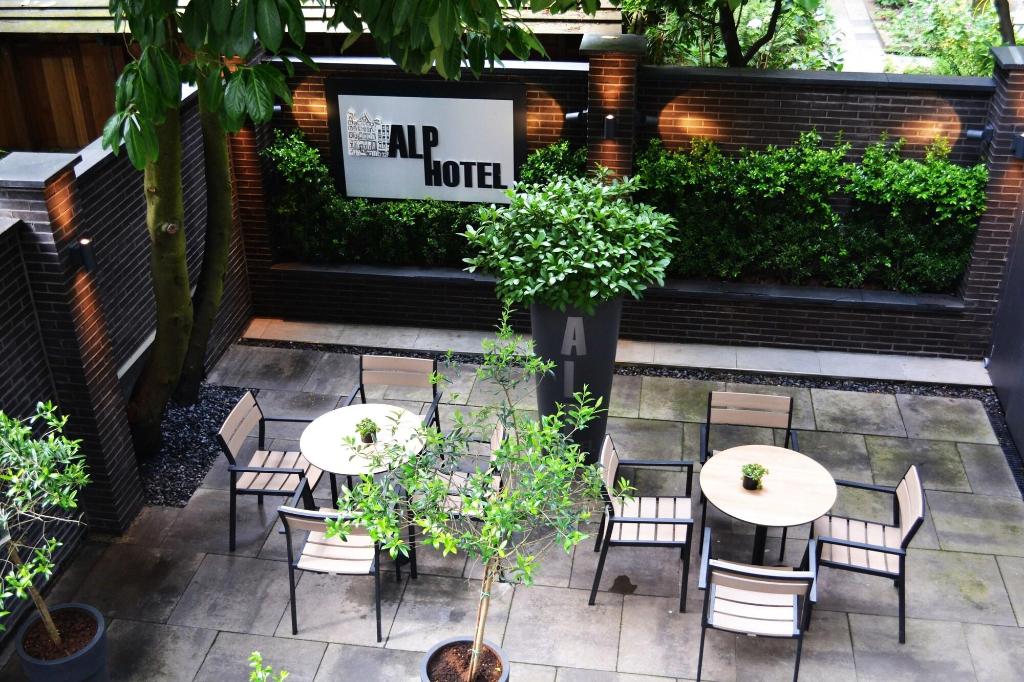 Alp Hotel Amsterdam, Oud-West