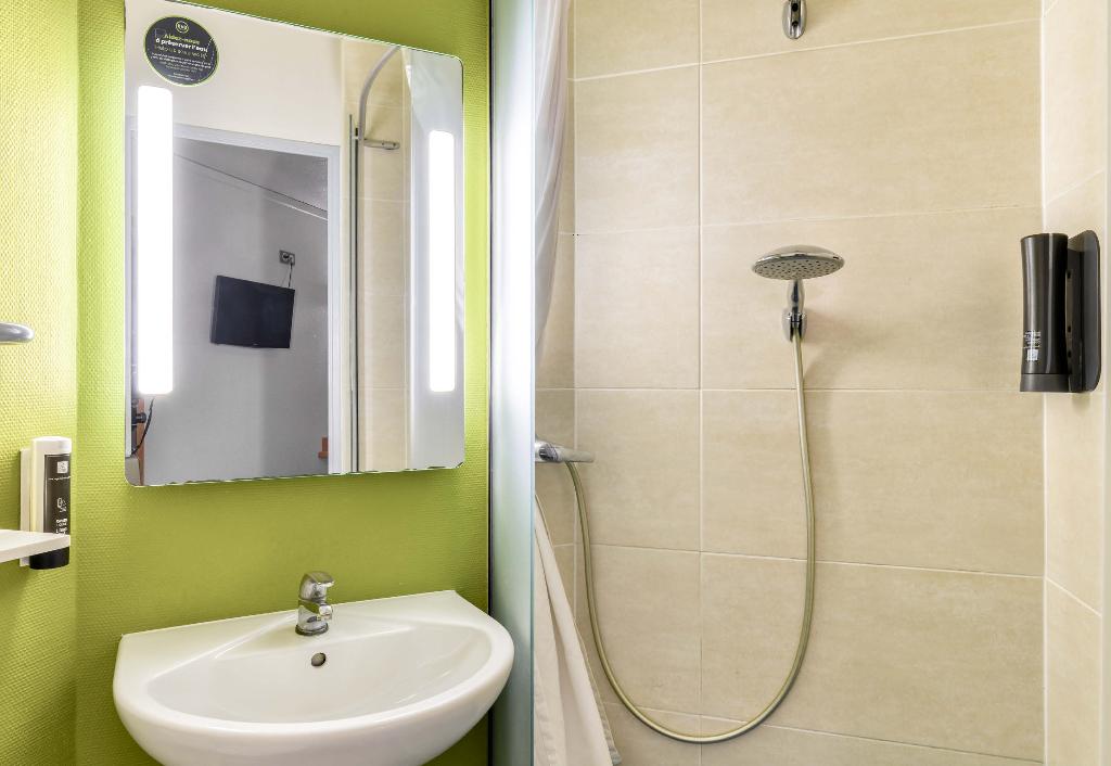 B&B HOTEL Narbonne (2)
