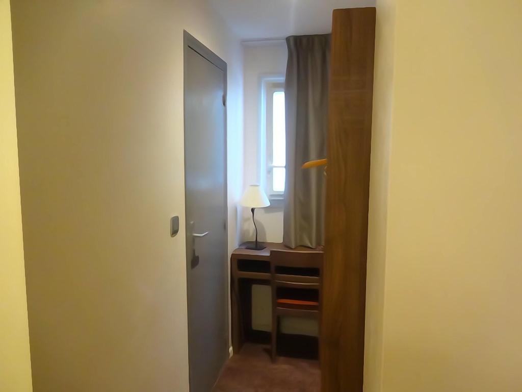 Hotel La Perle Montparnasse