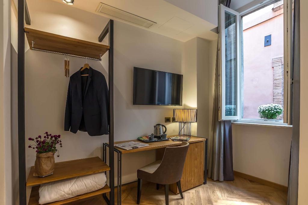 Navona Essence Hotel