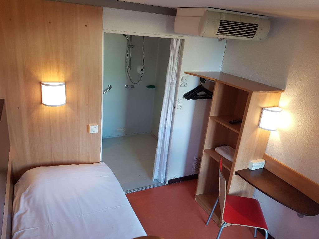 PremiÃ¨re Classe Amiens Est - Glisy