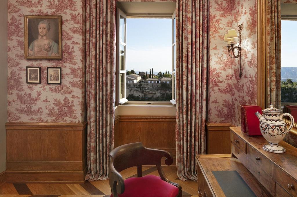 Airelles, La Bastide De Gordes
