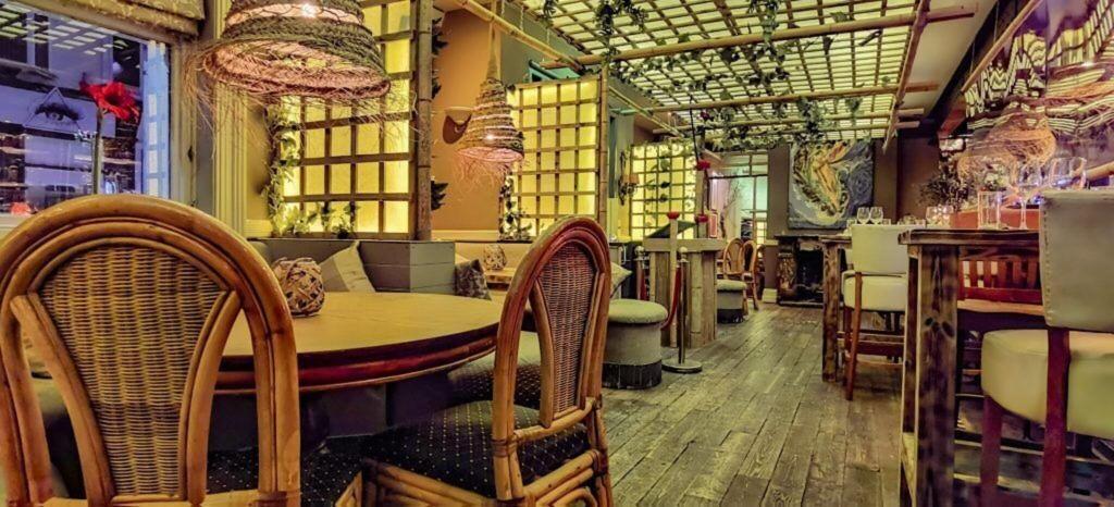 Ox Hotel Bar & Grill - Restaurant