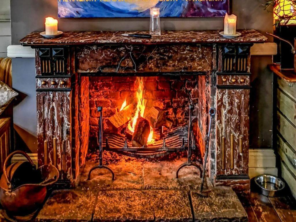 Ox Hotel Bar & Grill - Restaurant