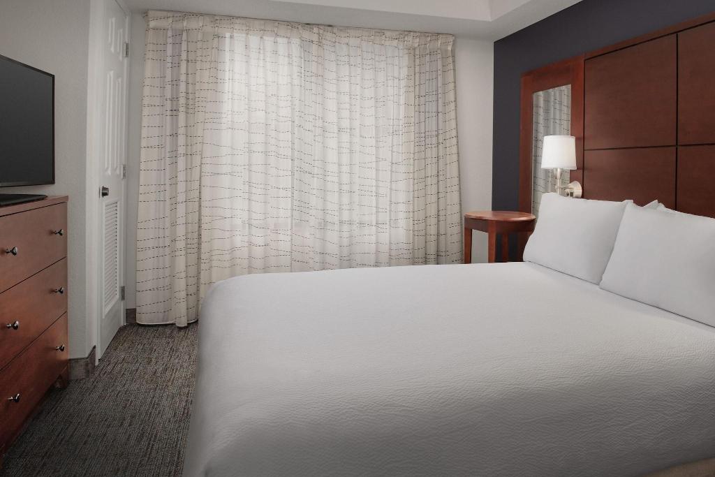 Residence Inn By Marriott Kansas City Overland Par