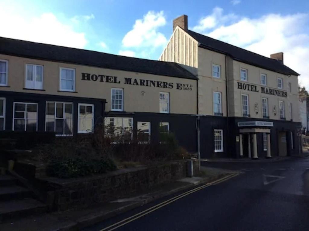 Hotel Mariners - General view