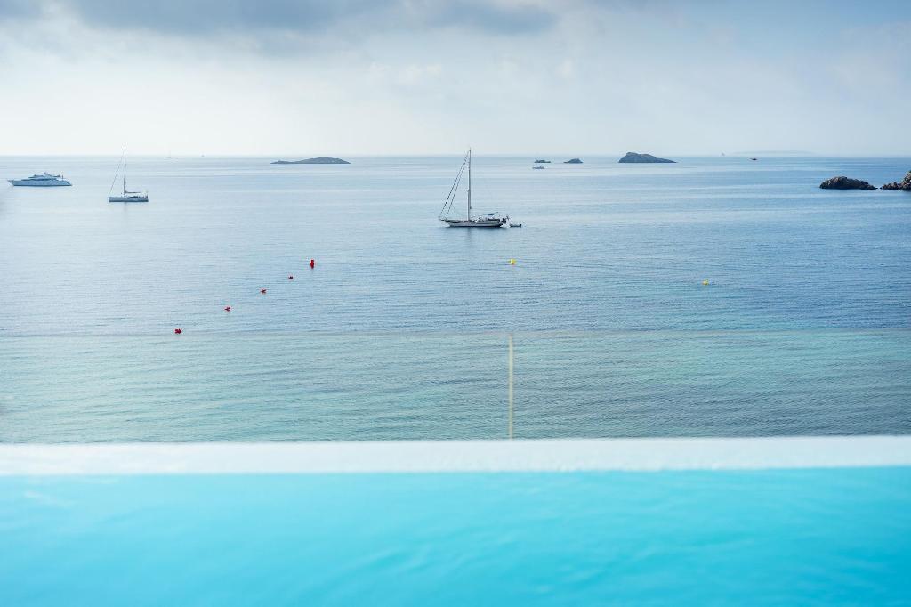 Imagem da galeria de One Ibiza Suites
