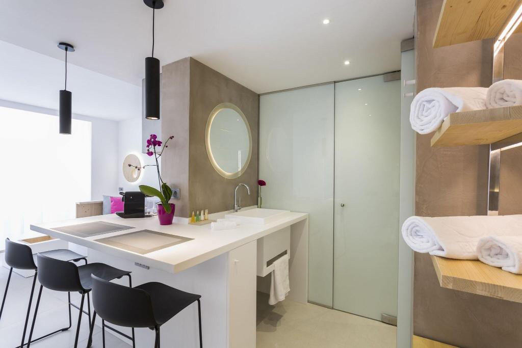 Imagem da galeria de One Ibiza Suites