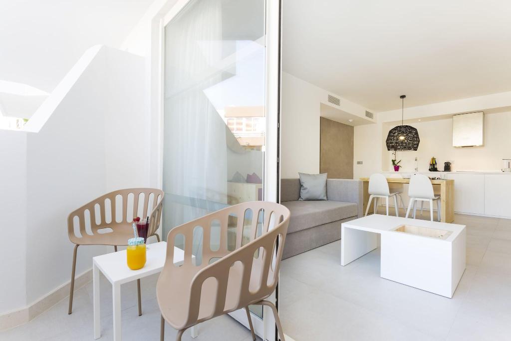 Imagem da galeria de One Ibiza Suites
