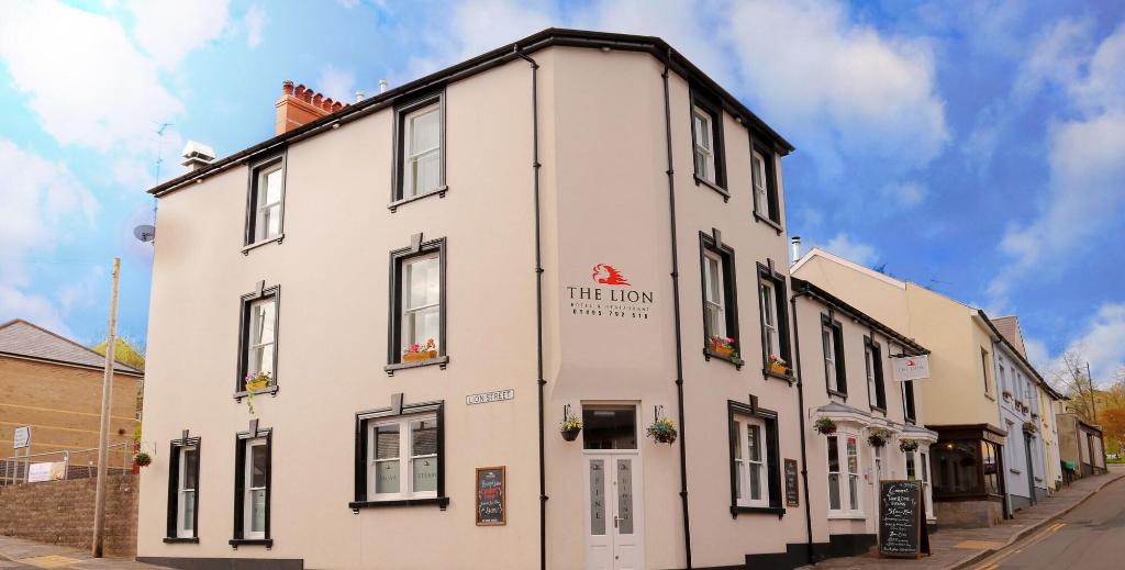 The Lion Hotel
