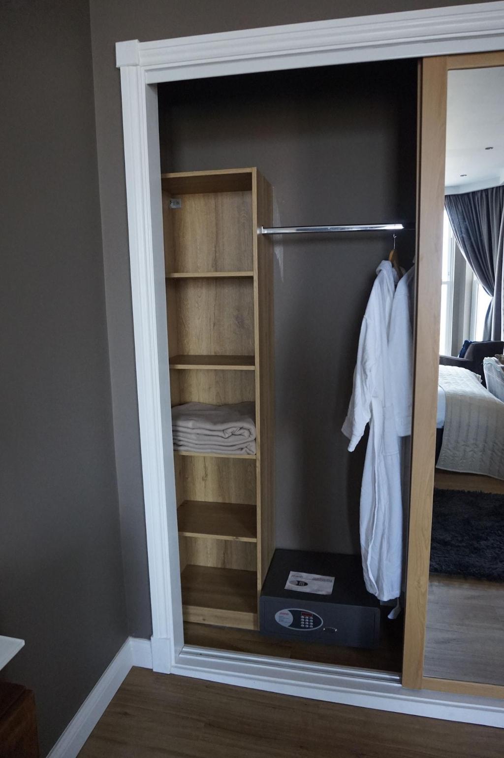 Halvard Hotel