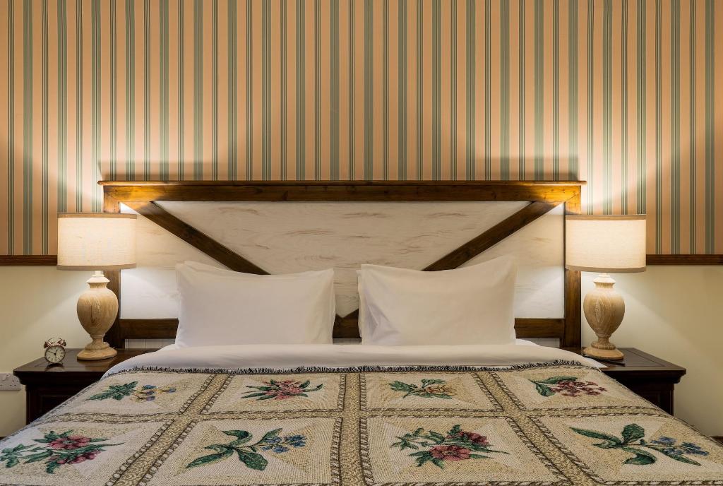 The Whispering Pine Lodge