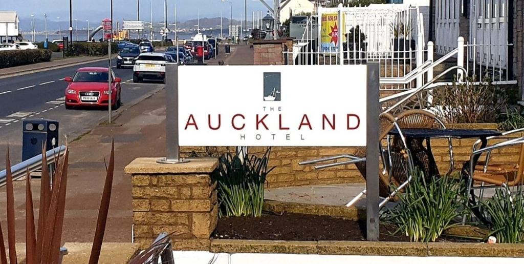 The Auckland Hotel - General view
