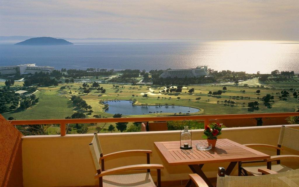 Kelyfos Hotel Bungalows And Suites