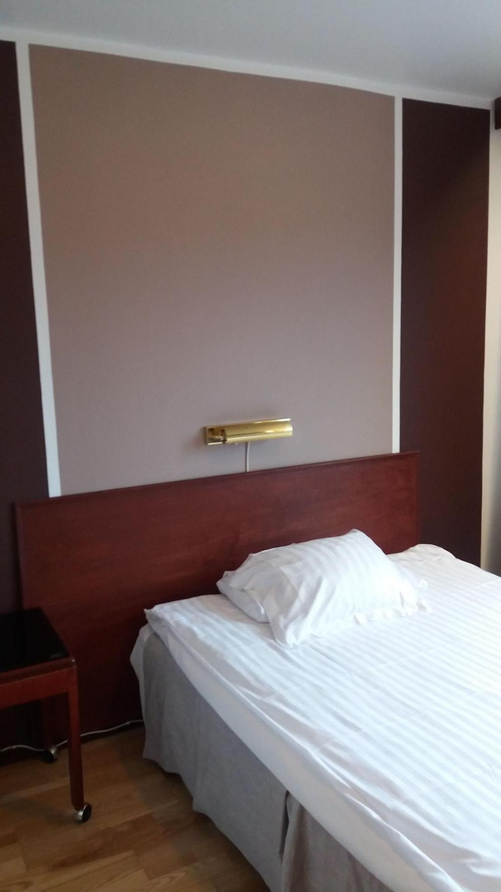 hotel-thumb