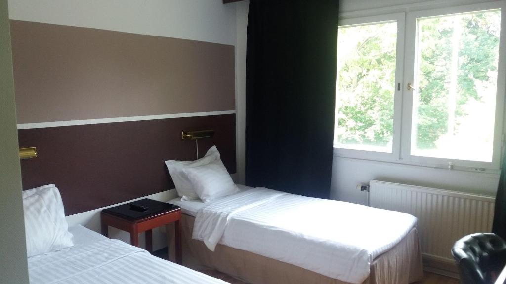 hotel-thumb