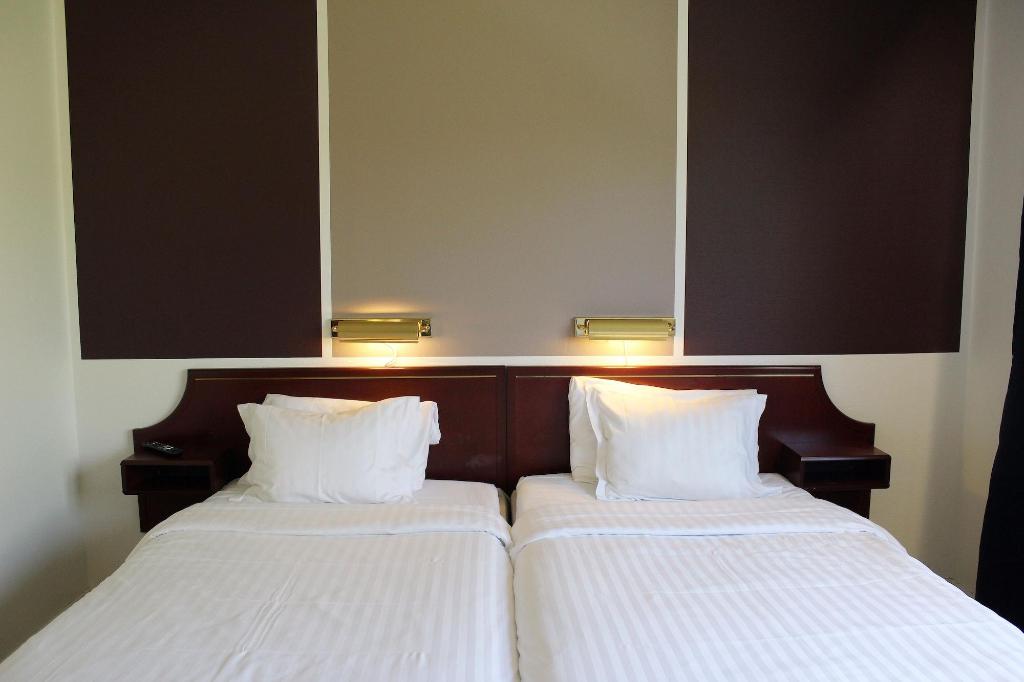 hotel-thumb
