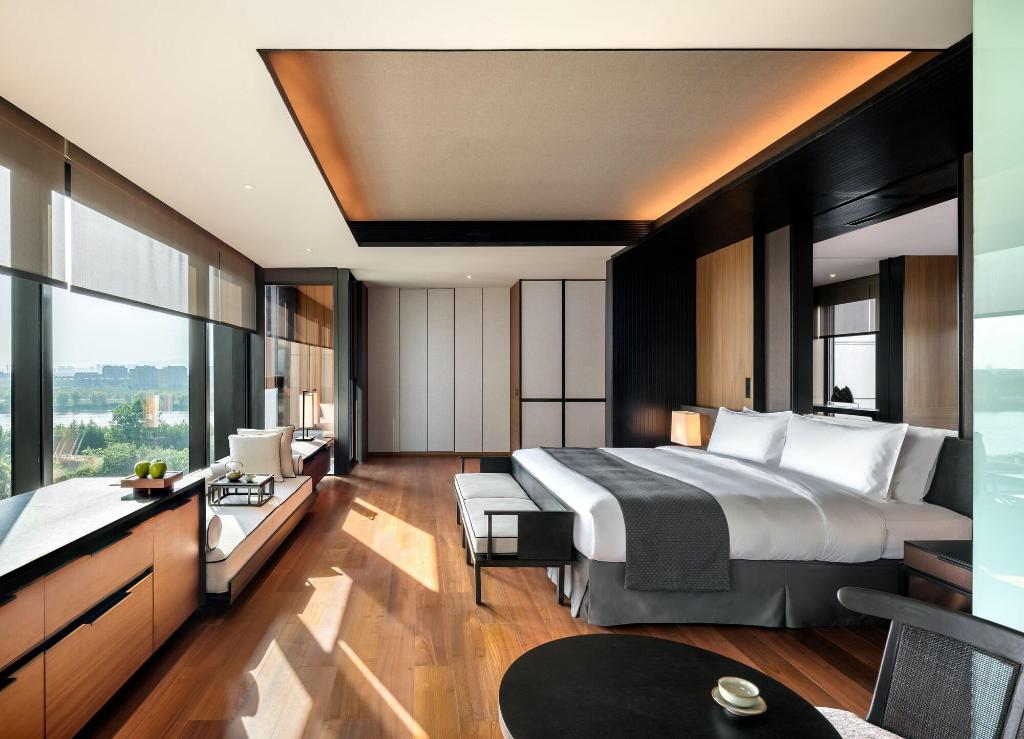 The Lalu Nanjing