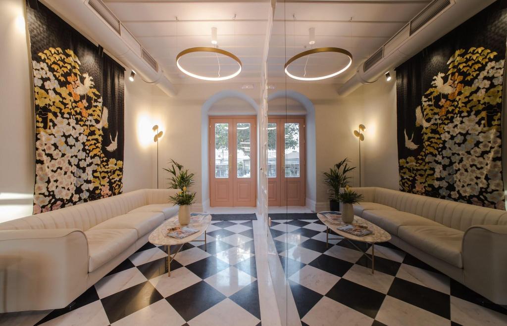 Castellano Hotel & Suites