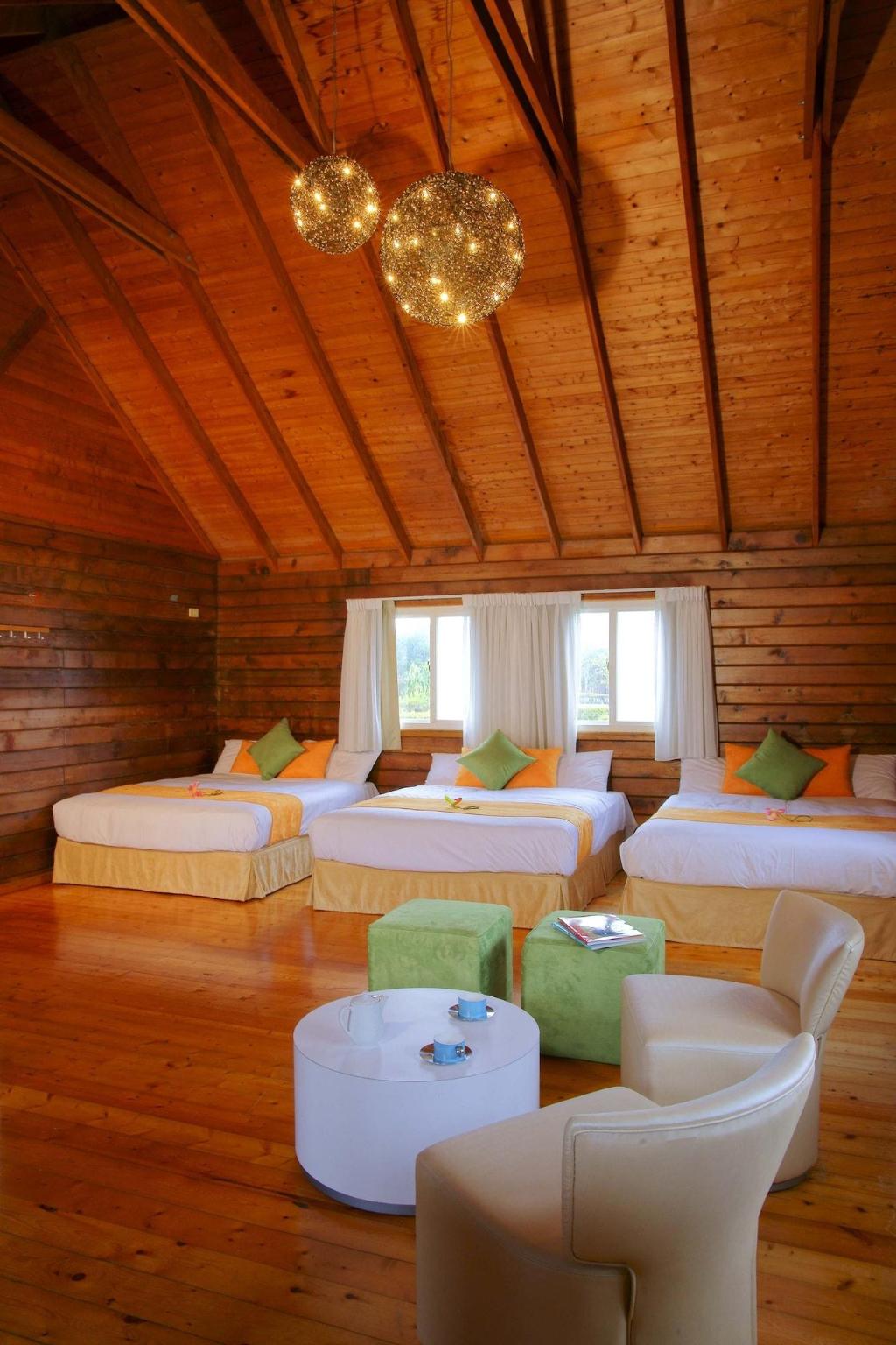 Kentington Resort