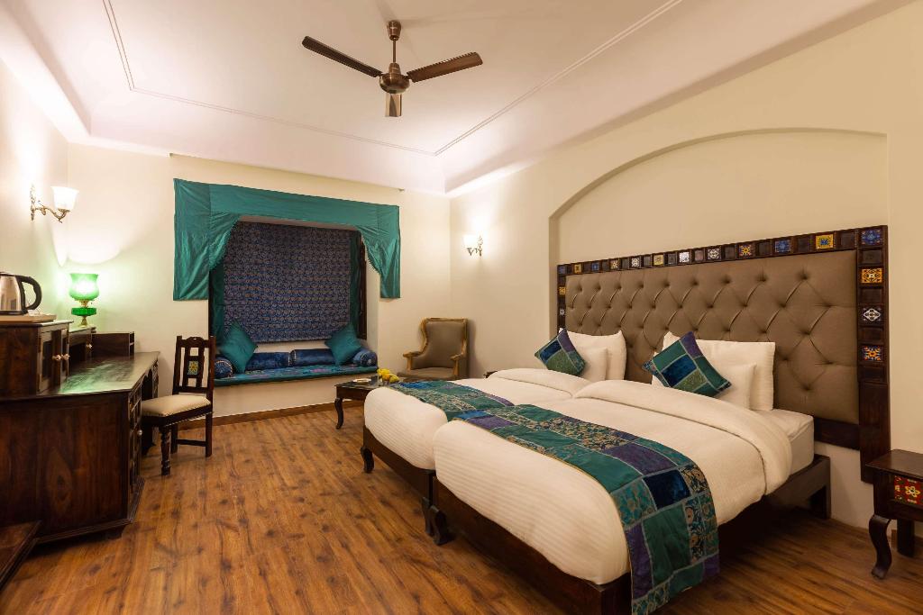 Sairafort Sarovar Portico