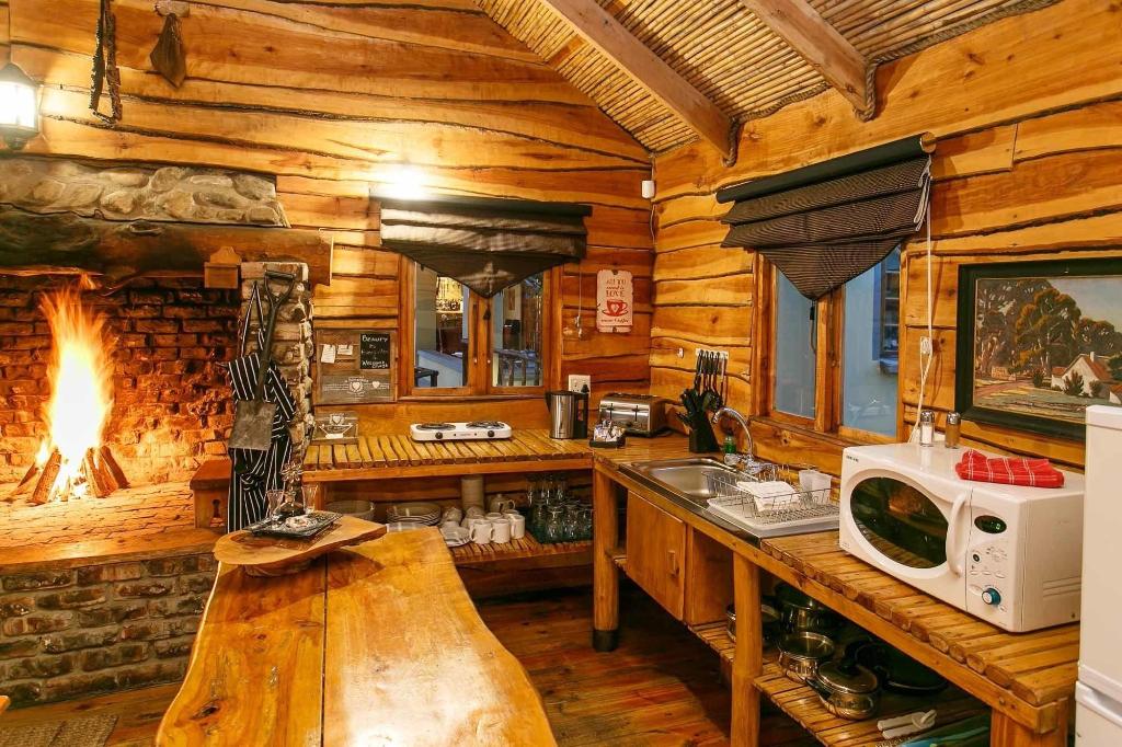 Riverside Lodge