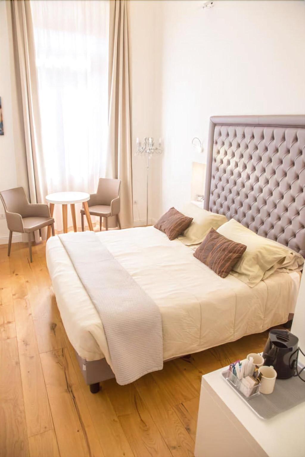 Antico Corso Charme B&B