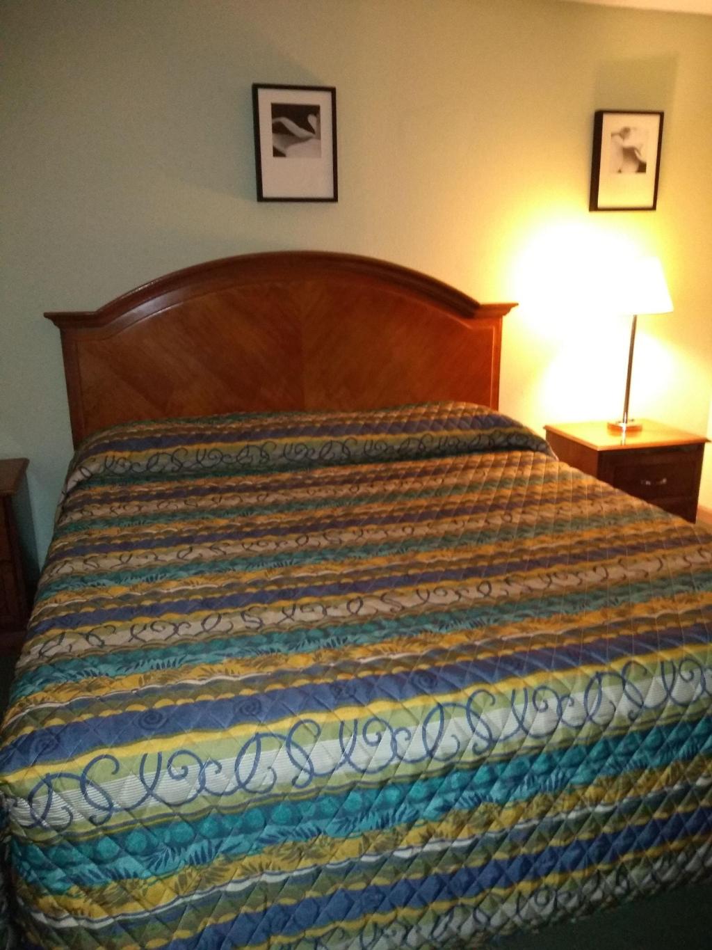 Red Carpet Inn