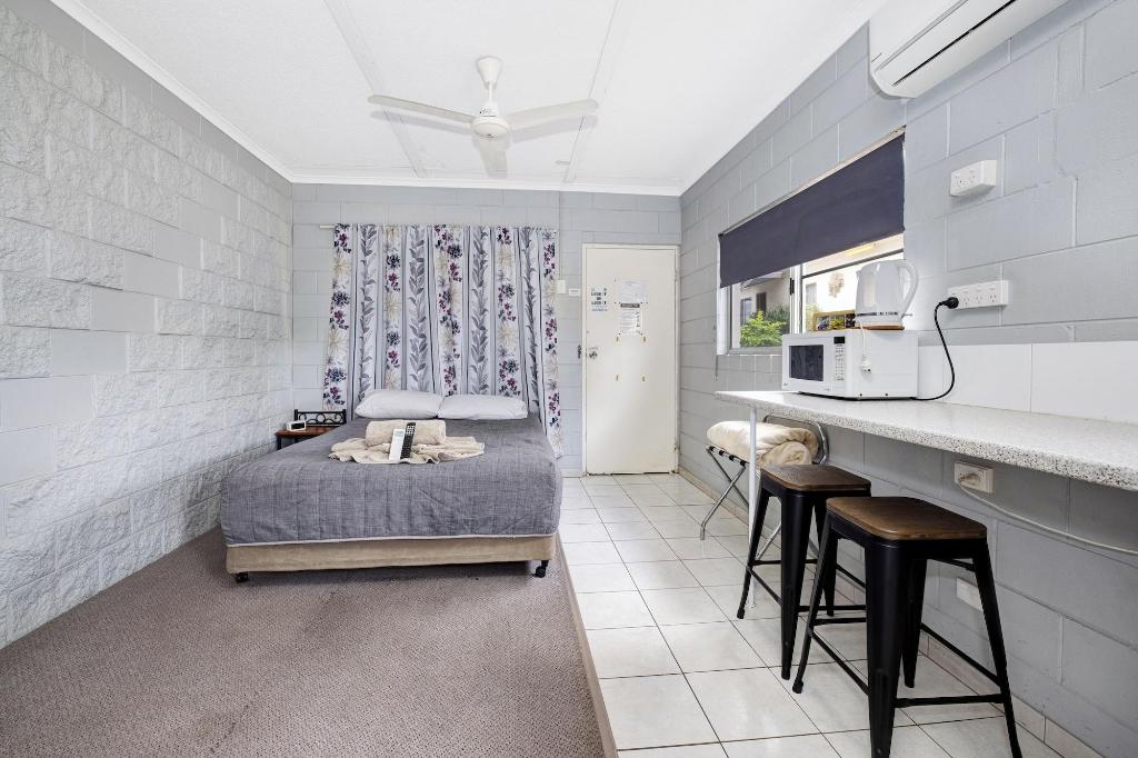 Hillview Motel