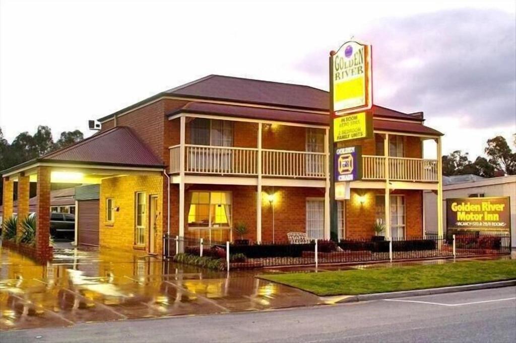 Golden River Motor Inn