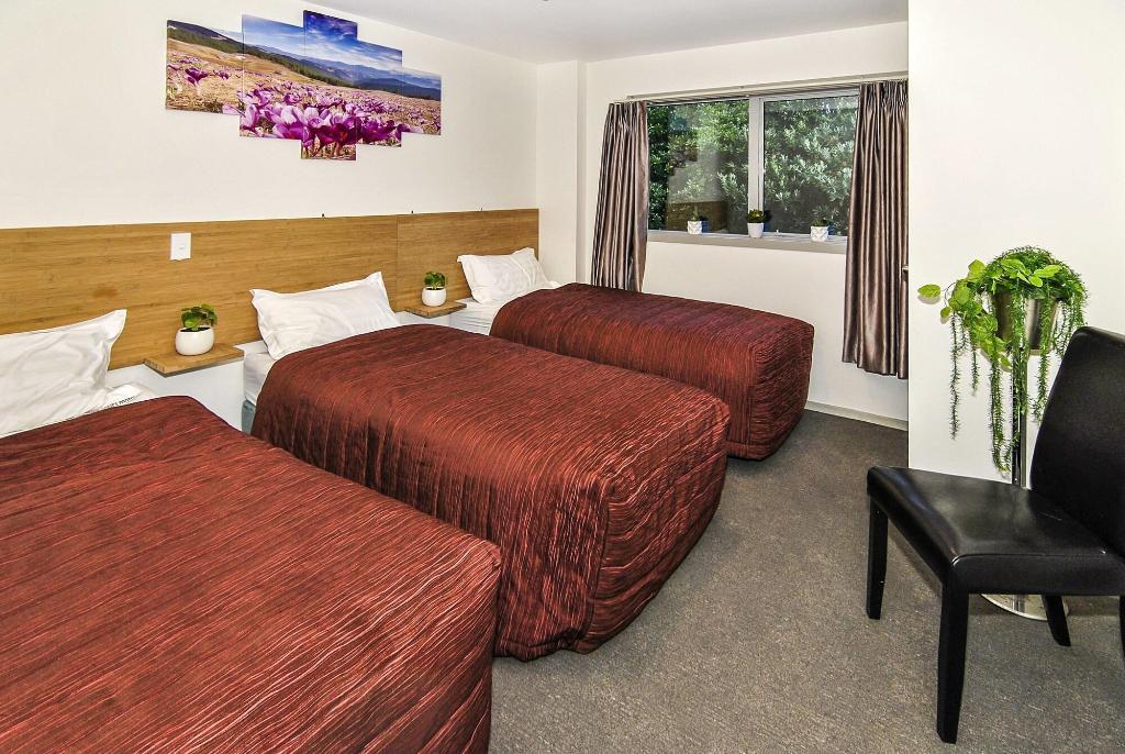 Newlands Court Motel