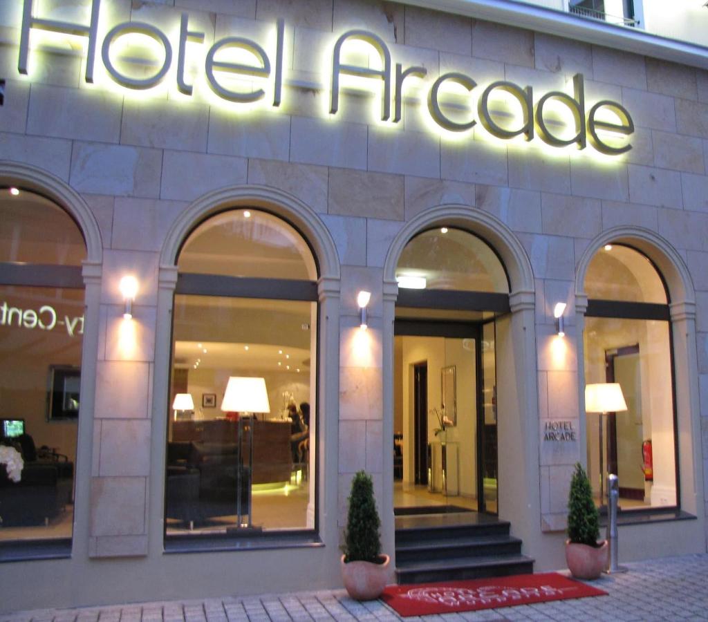 Hotel Arcade